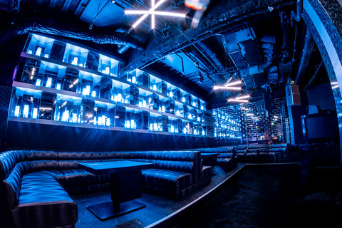 ATOM SHIBUYA のVIPソファ席