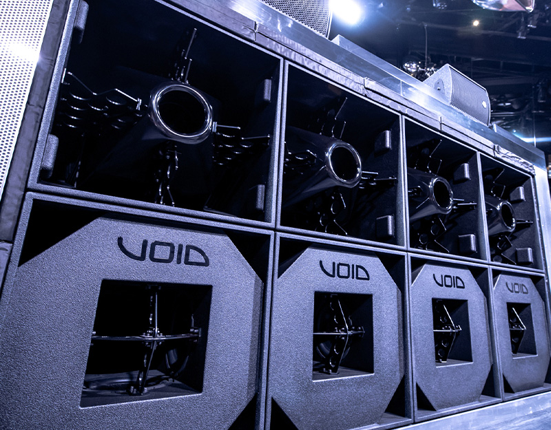 SEL OCTAGON TOKYO の Void スピーカー